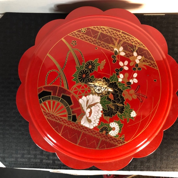 vintage Japanese  lacquerware covered lidded serving   tray 10” dia. - Picture 7 of 9